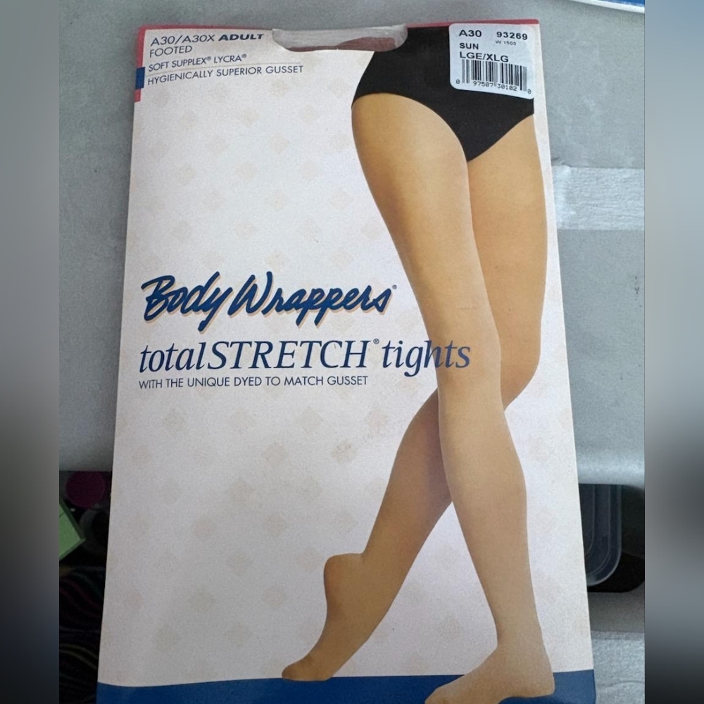 Body Wrappers Footed Suntan Tights, 93269 L/XL, A30, S/M